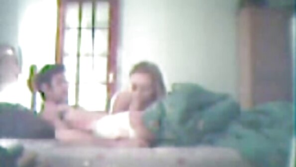Seorang amatir yang luar video ngetot janda muda biasa dengan tubuh seksi membuat mulutnya cumshot